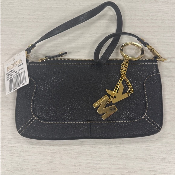 Black pebble leather Michael Kors Wristlet with Gold MK charm - Picture 3 of 3